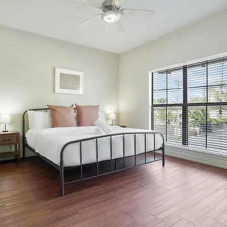 Appartement Dual Urban Oasis 8Br In Vibrant North Loop Hub